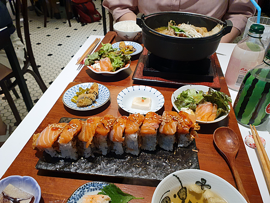동경일식 이미지
