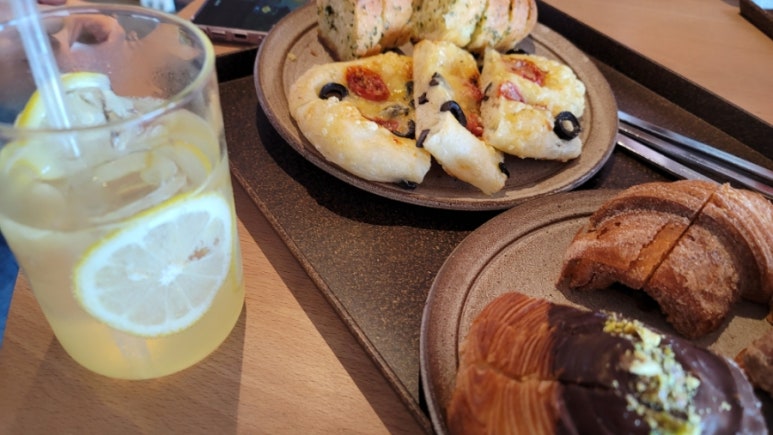 까페 뷰 이미지