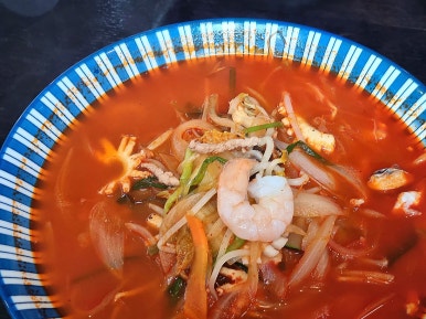 칠봉이짬뽕 이미지