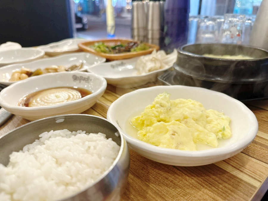 암돼지싸롱무전점 이미지