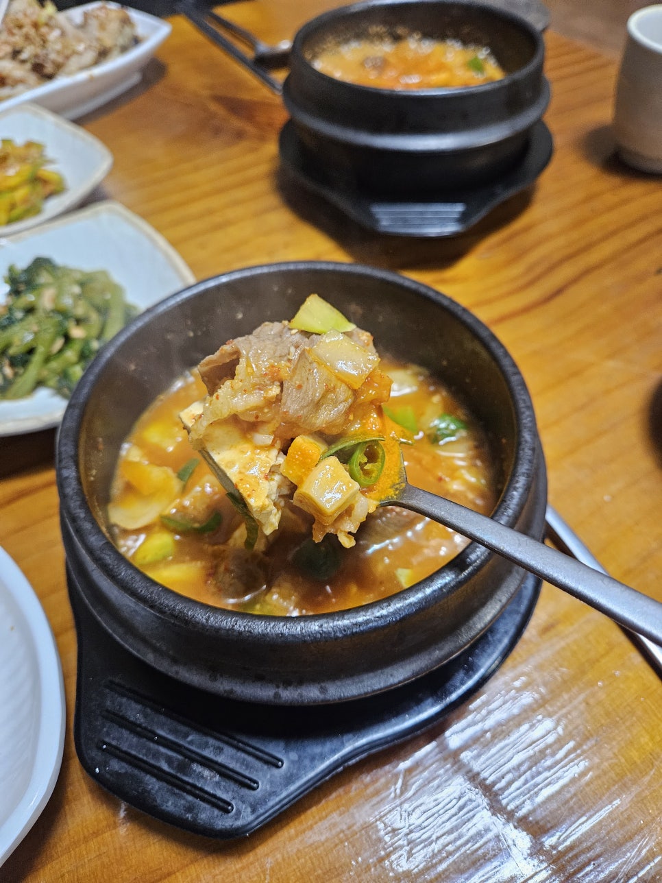 샘터족발 이미지