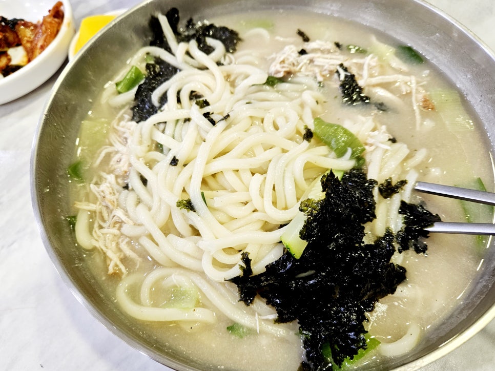 영진닭칼국수 이미지