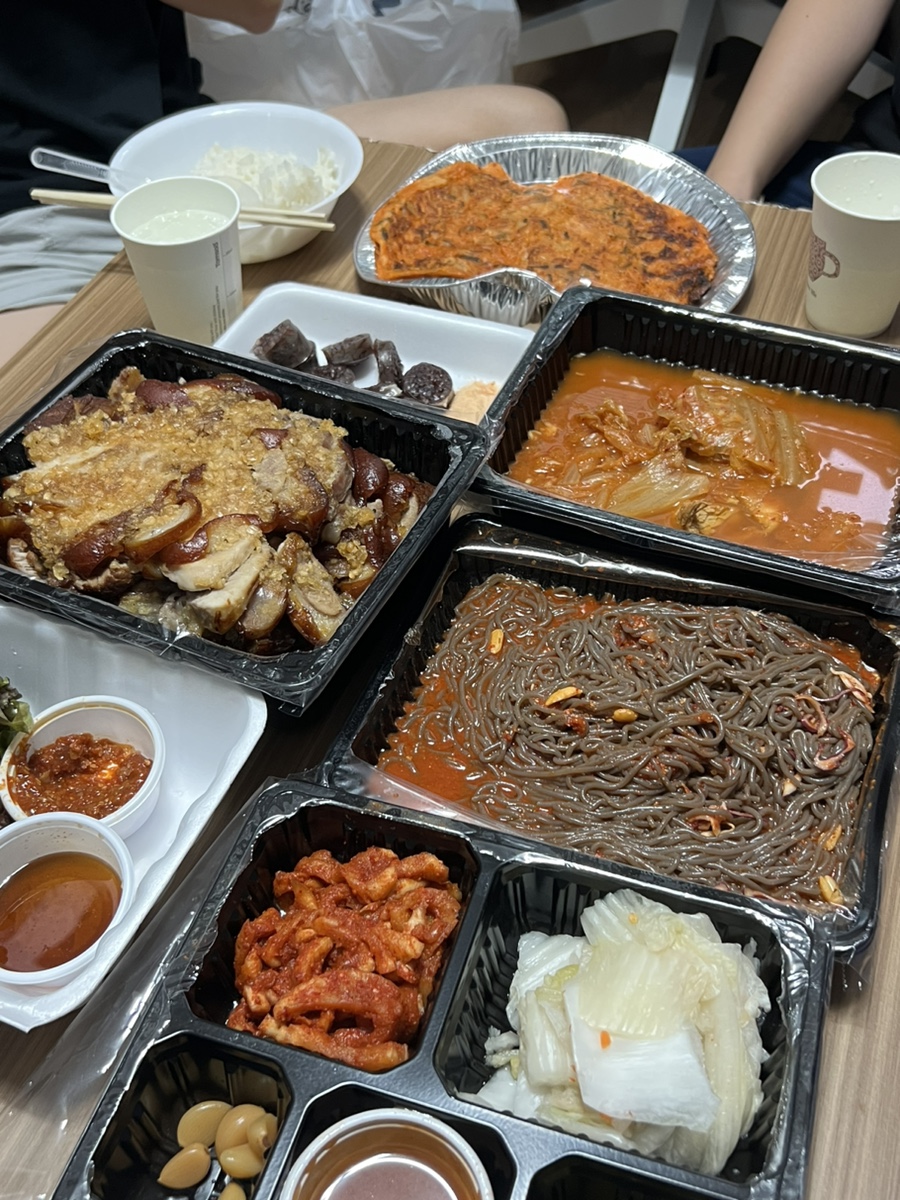 고래고래노래클럽 이미지