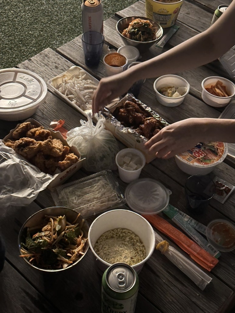 노랑고래 이미지