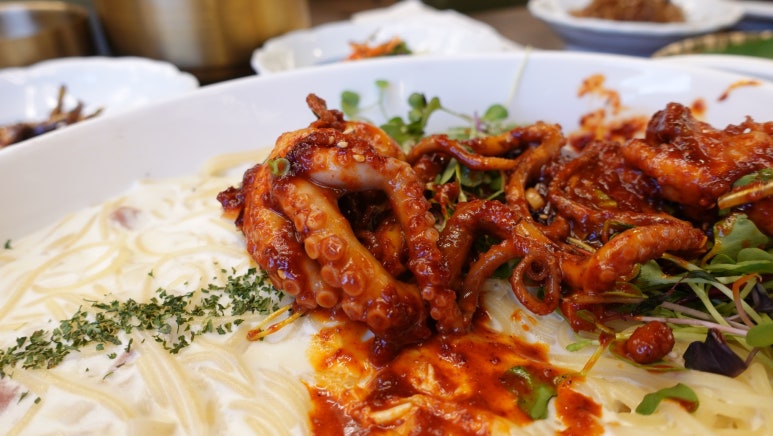용낙지 이미지