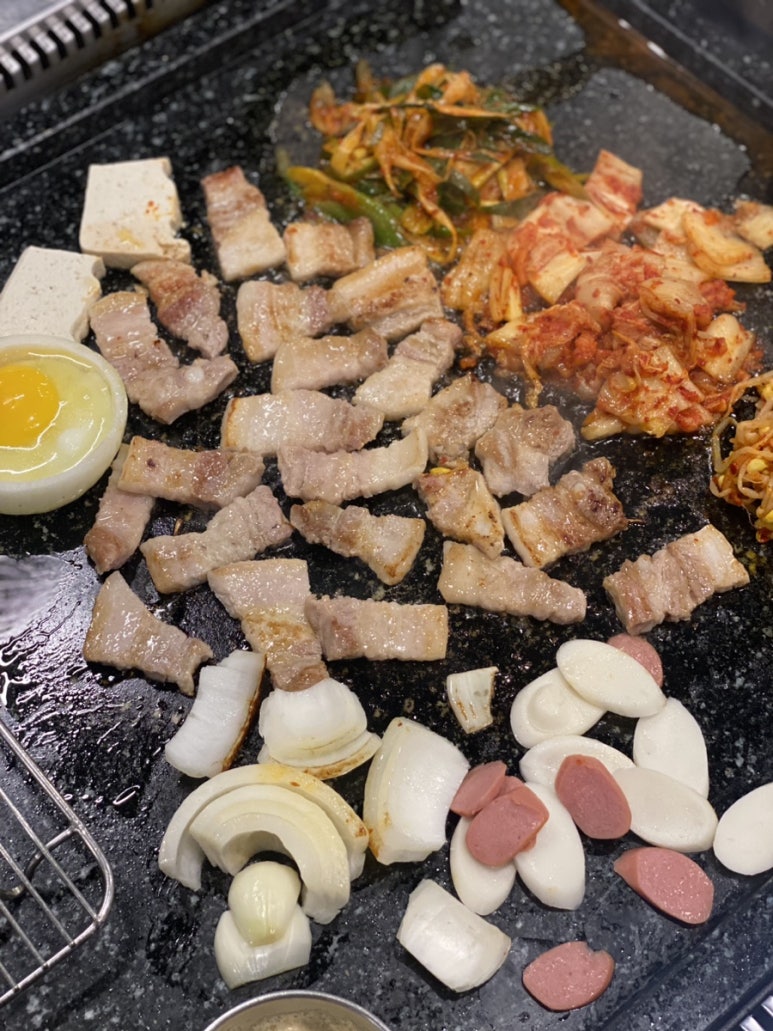 왕돌판삼겹살 이미지