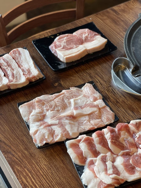 촘고기공작소 촘닭갈비 이미지
