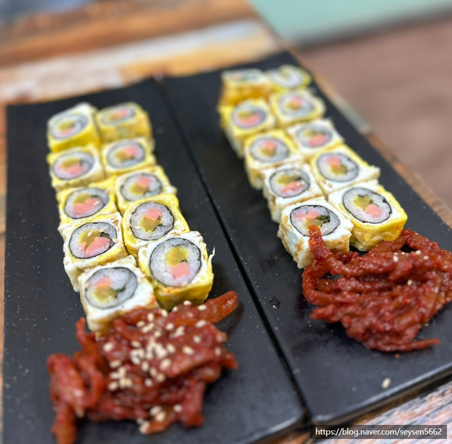 신림동 정통 계란말이 김밥 이미지