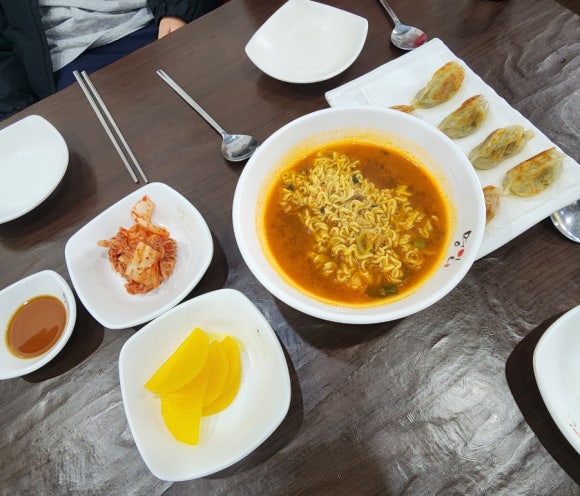 명인만두(충효점) 이미지