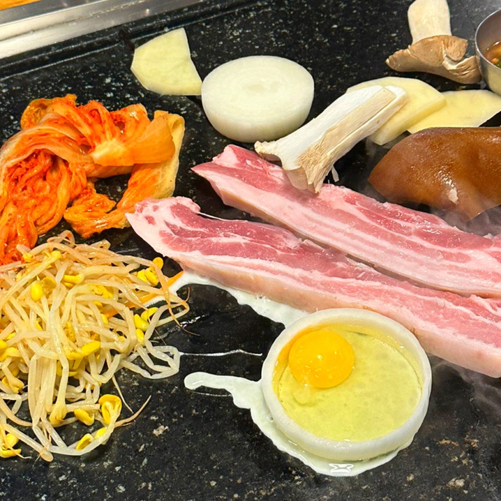 아궁이왕돌구이 이미지
