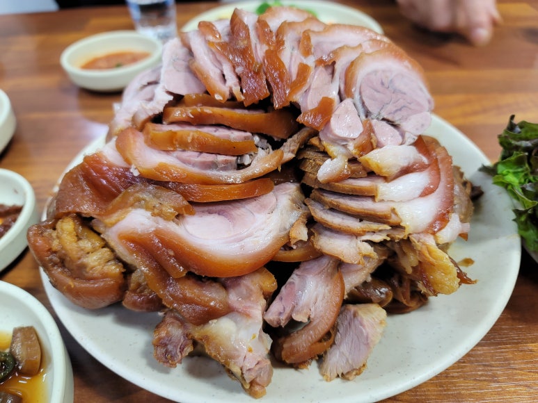 동서울왕족발 이미지