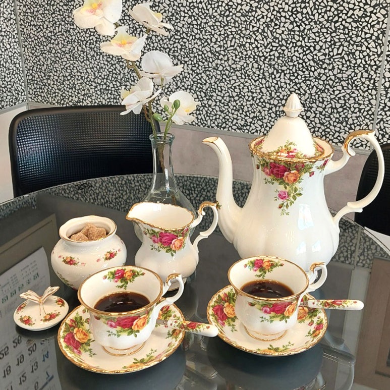 윤스커피 이미지