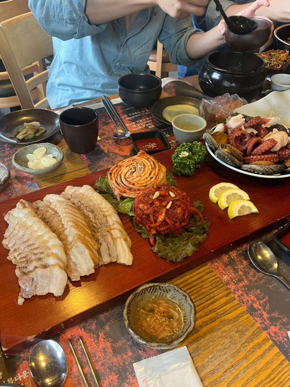 정담은보쌈(주) 이미지