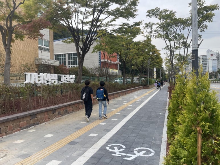 그린 숲 이미지