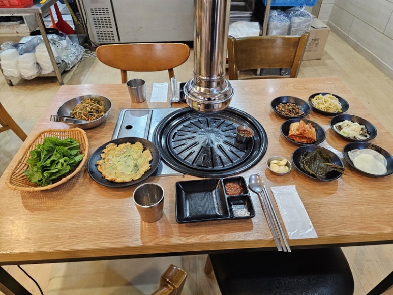 오늘도뒷고기 이미지
