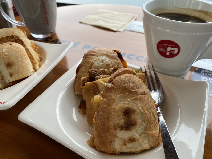 파스쿠찌용담해안도로점 이미지