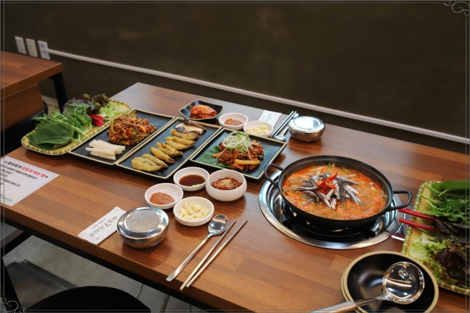 삼돌집 이미지