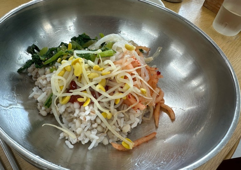 수제비국 보리밥집 이미지