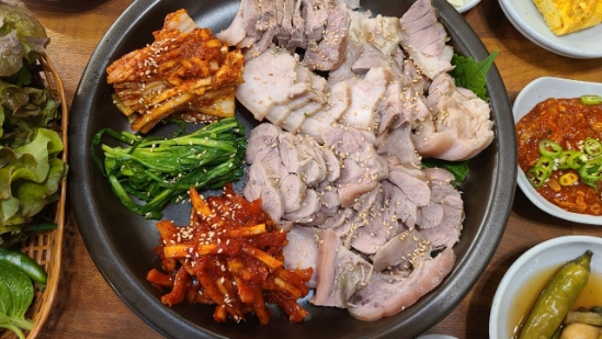 까망돈쟁이보쌈 이미지