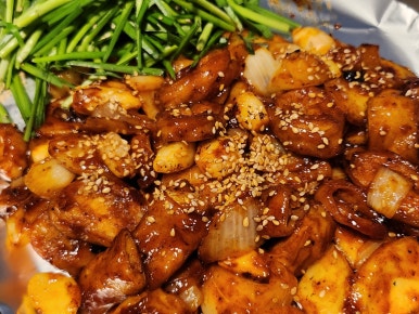 돌다리 야채곱창 이미지