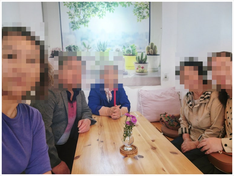 갤러리카페그루 이미지