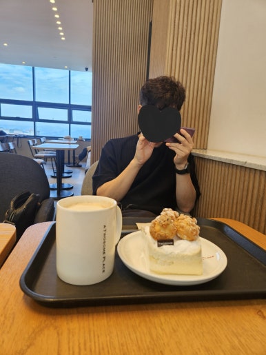 투썸플레이스 여수루지파크점 이미지