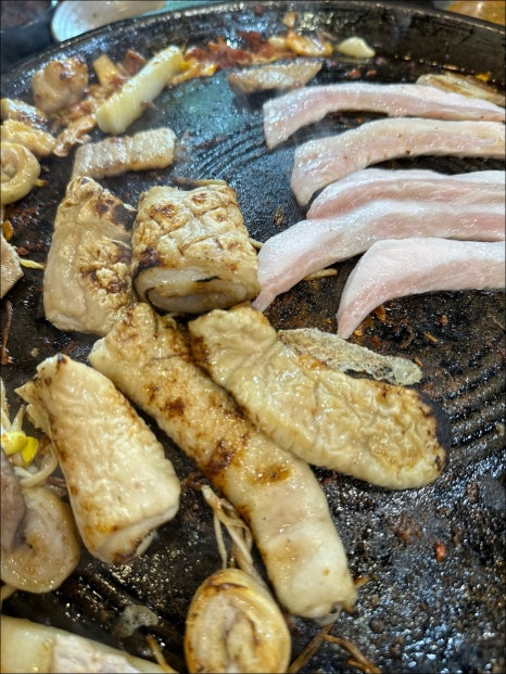 엉뚱한삼겹살 이미지