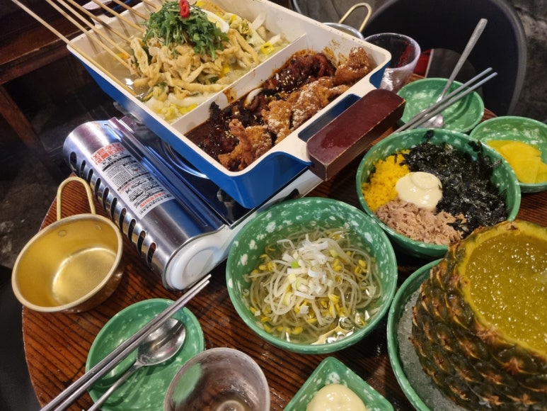 닭발이랑꼬치랑 이미지