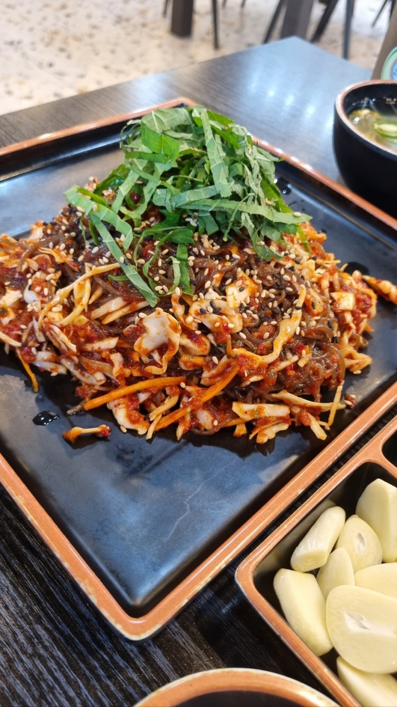 돈토지왕족발 이미지
