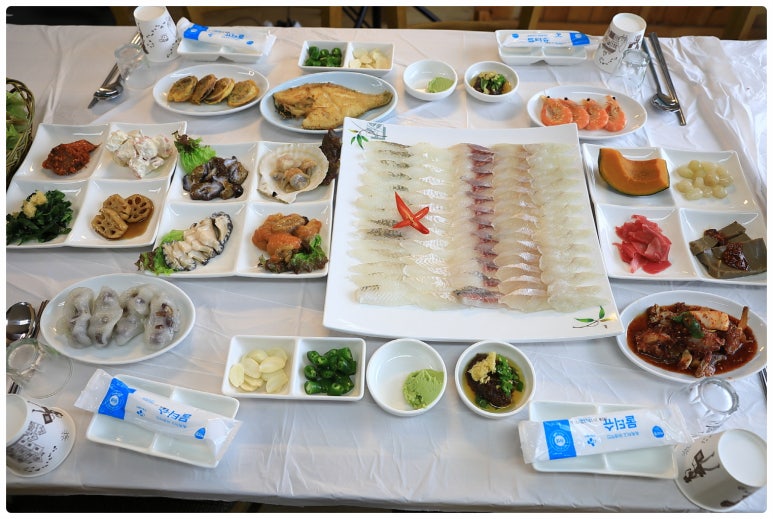 사계절횟집 이미지