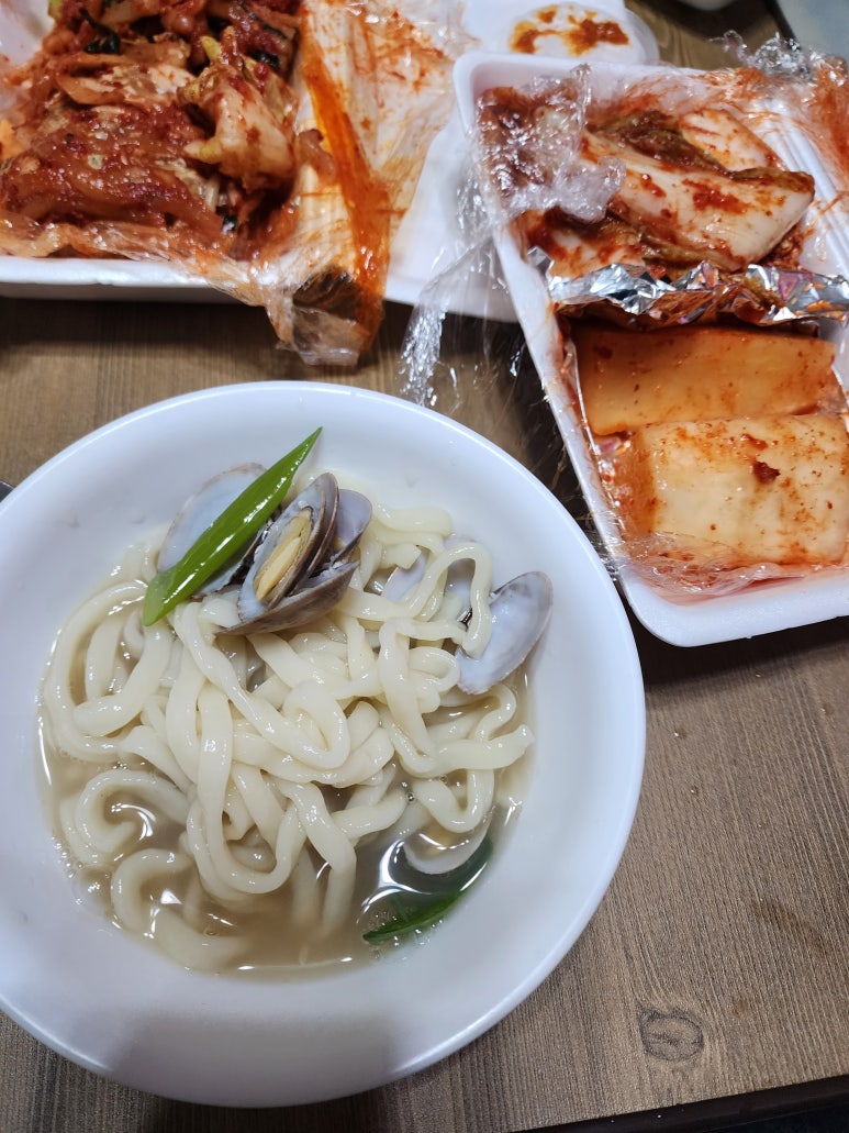 콩지칼국수 이미지