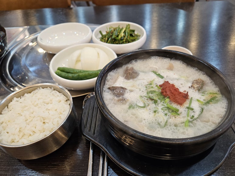꿀꿀 진순대국 이미지