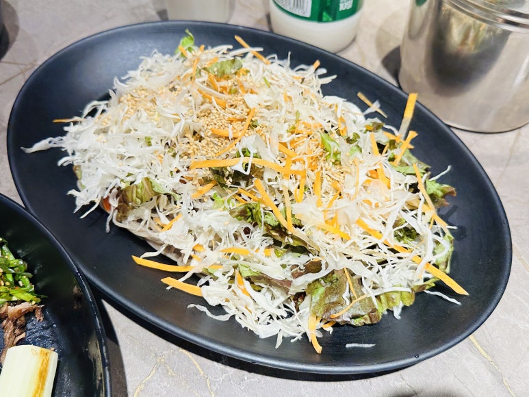 신마님왕족발 이미지