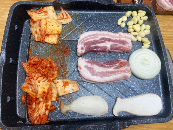 제주충세흑돼지 이미지