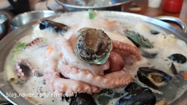 행복한칼국수 이미지