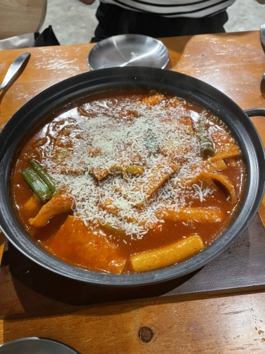 뉴욕야시장 신촌점 이미지