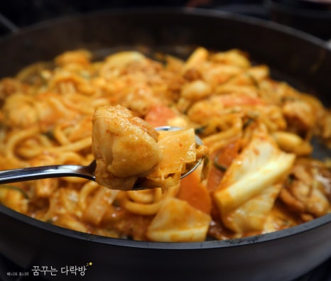 춘천닭갈비명가여기닭 이미지