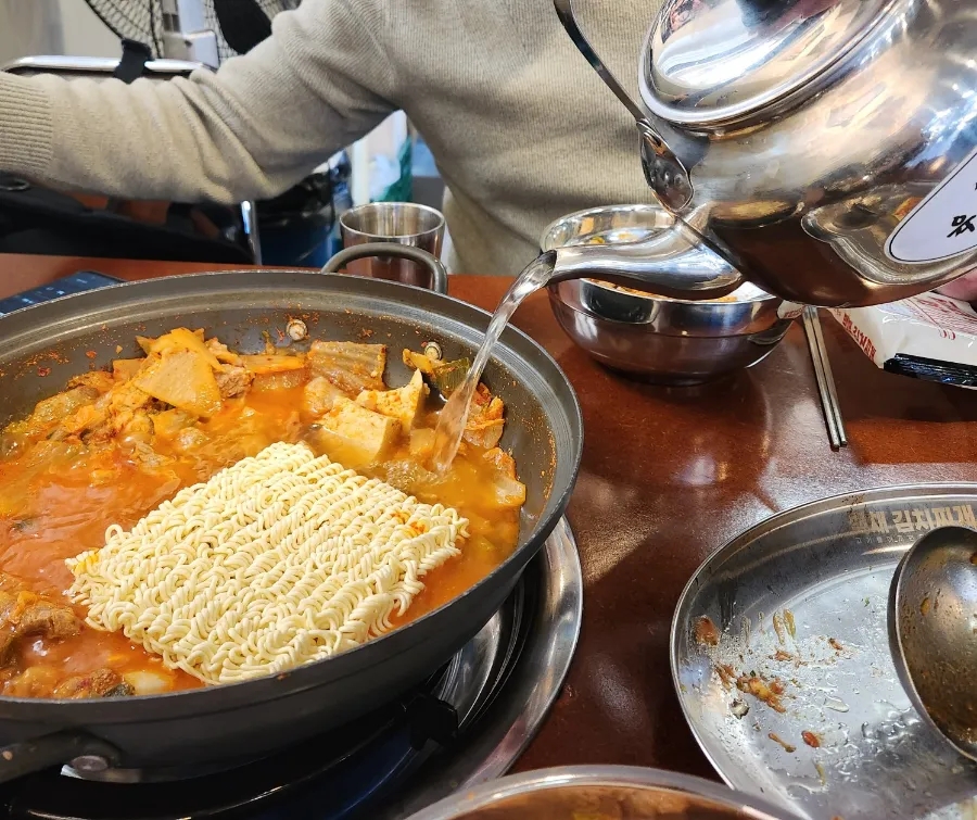 백채김치찌개 영도점 이미지