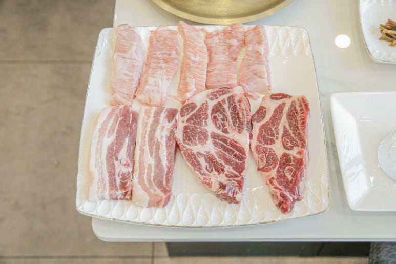 도천삼백식당프리미엄 이미지