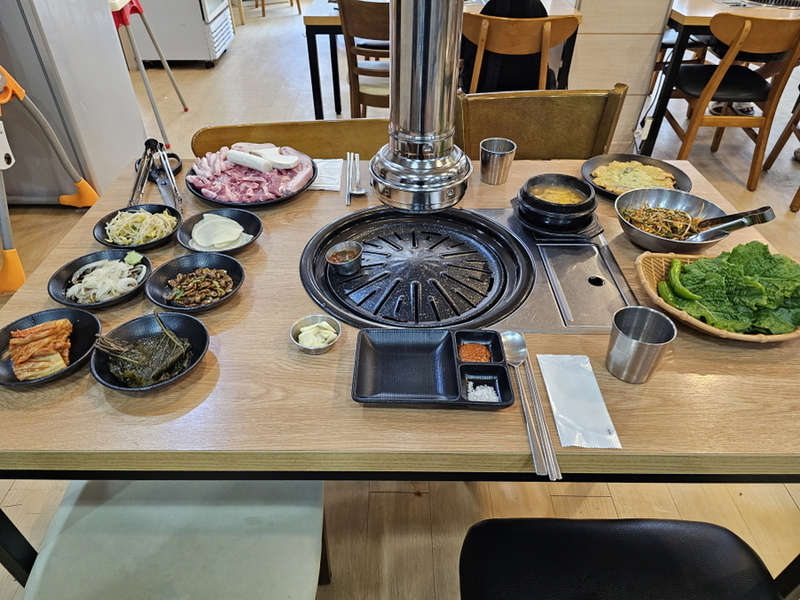 오늘도뒷고기 이미지