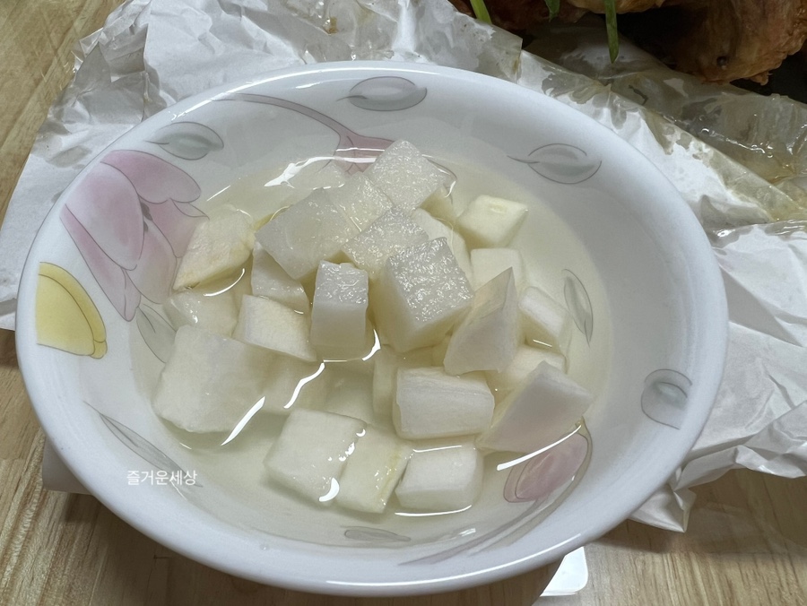 토박이치킨 이미지