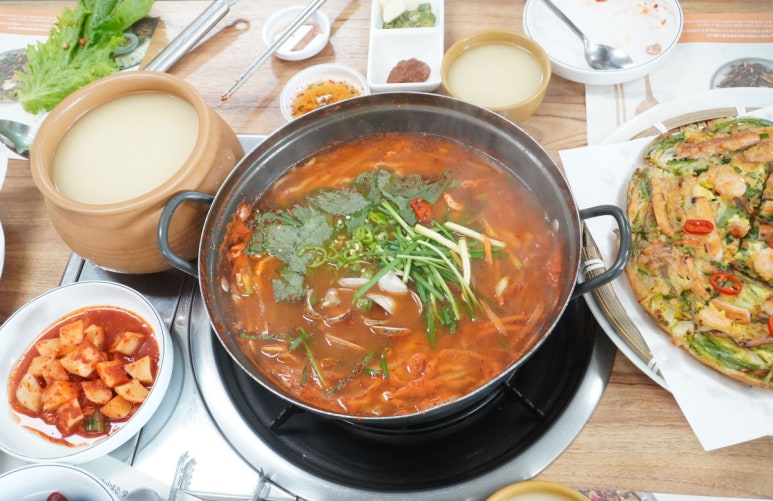 공주칼국수 이미지