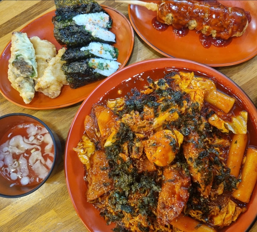짱이야분식 이미지