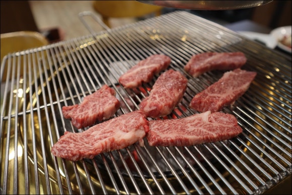 정성한우식육식당 이미지