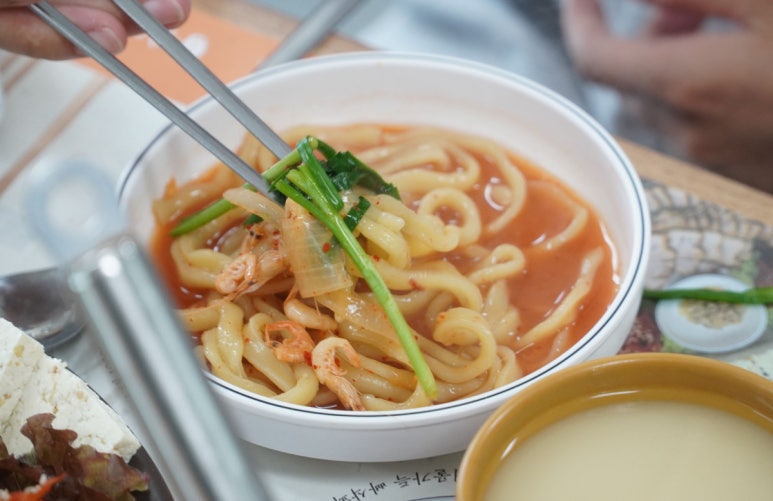공주칼국수 이미지