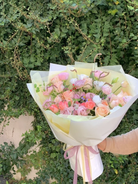 꽃을안기다 이미지
