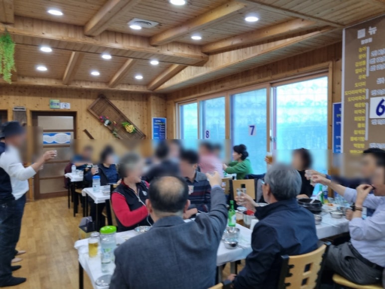 성윤횟집 이미지