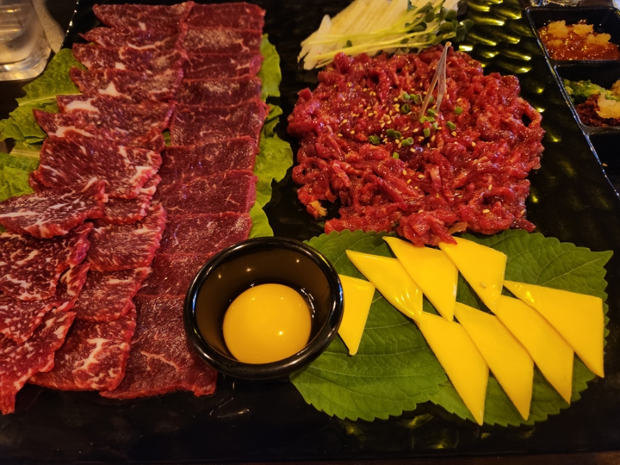 육회 밤바다 이미지