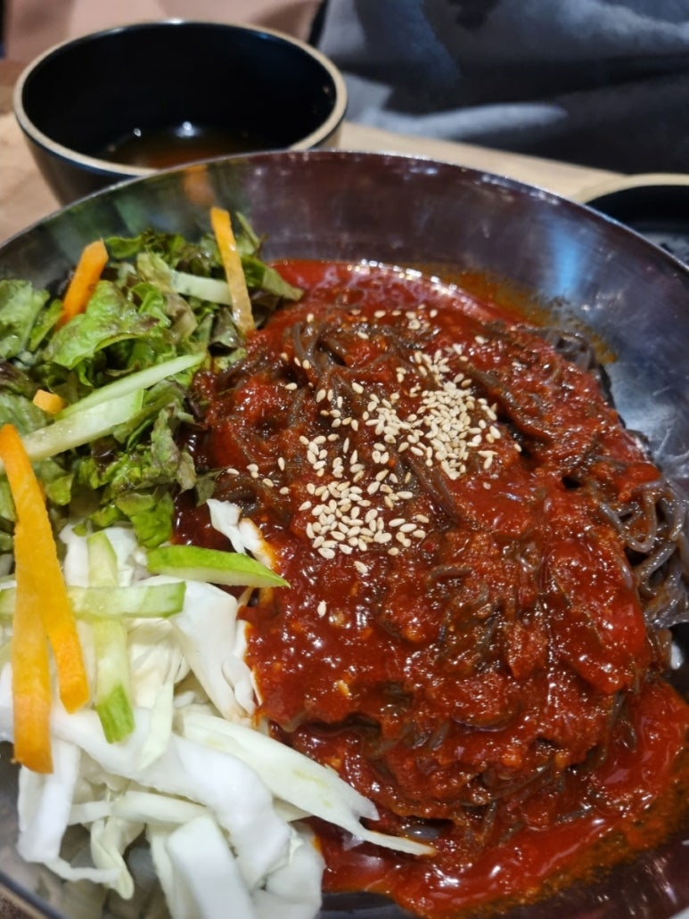 윤족발 이미지