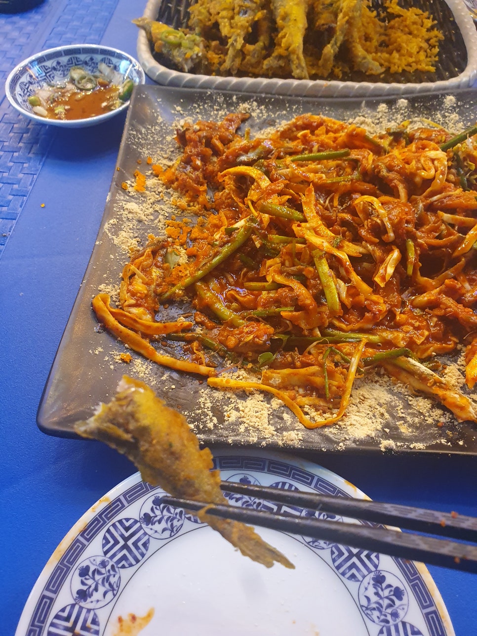 멸치집 이미지